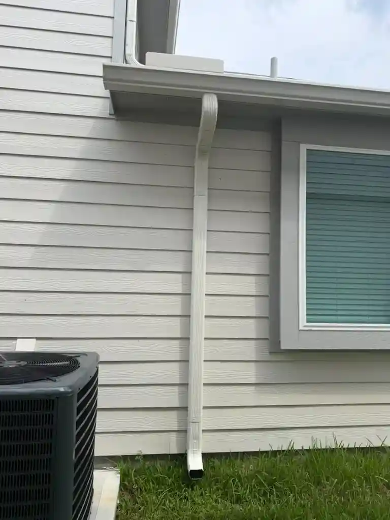 Seamless Gutter Installation Photo 2
